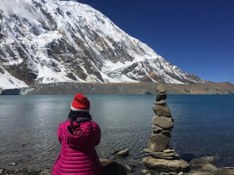 Tranquil_Tilicho_Lake_4919meters